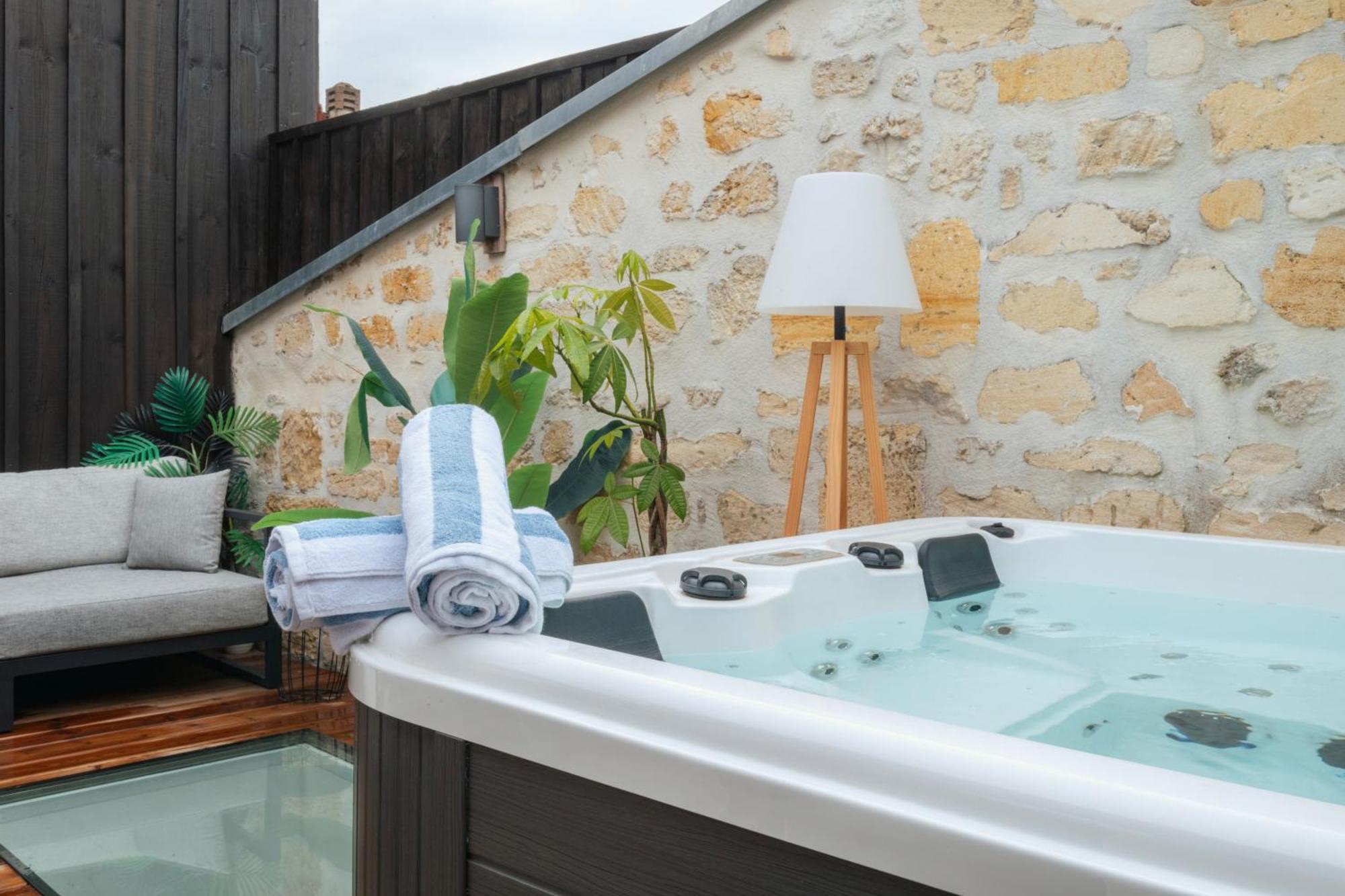 Villa Rousseau - Jacuzzi & Cinema Dans Bordeaux Kültér fotó